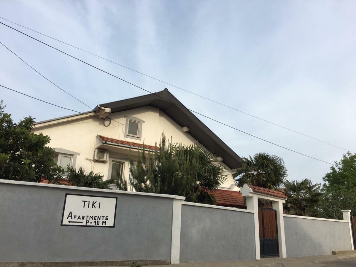 גבגלייה Tiki Apartments מראה חיצוני תמונה
